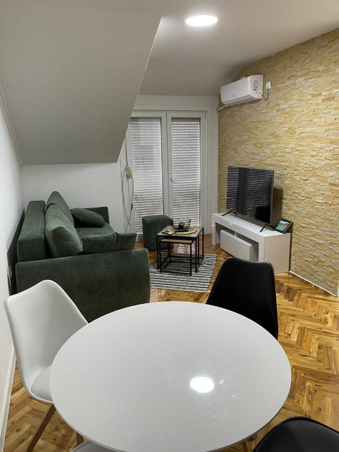 Apartmán Stan Centar Ns Novi Sad Exteriér fotografie